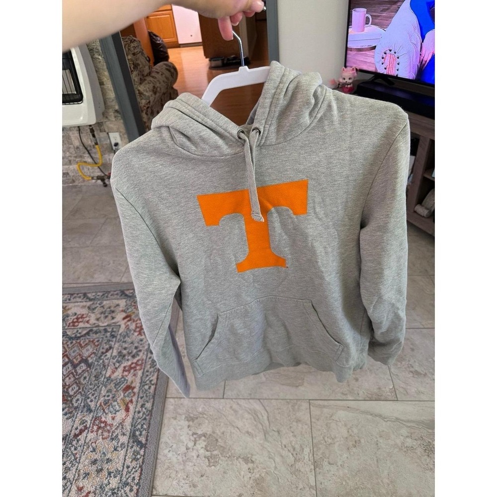 Tennessee Volunteers Gray Pullover Hoodie directly from Fanatics Medium